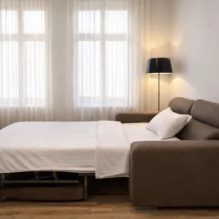 Ago Aparthotel 4*